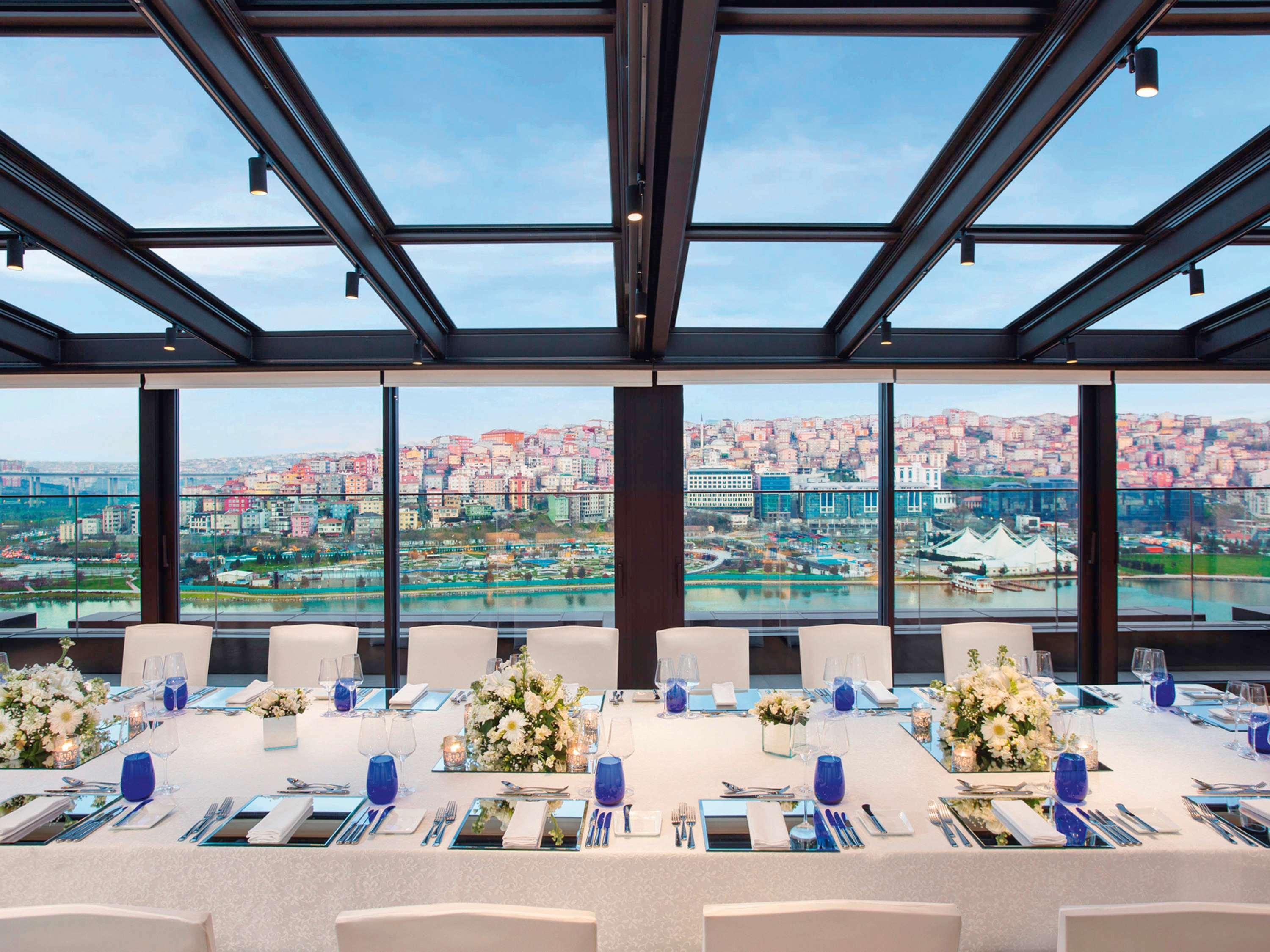 Moevenpick Istanbul Hotel Golden Horn Exterior foto The Sky Bar