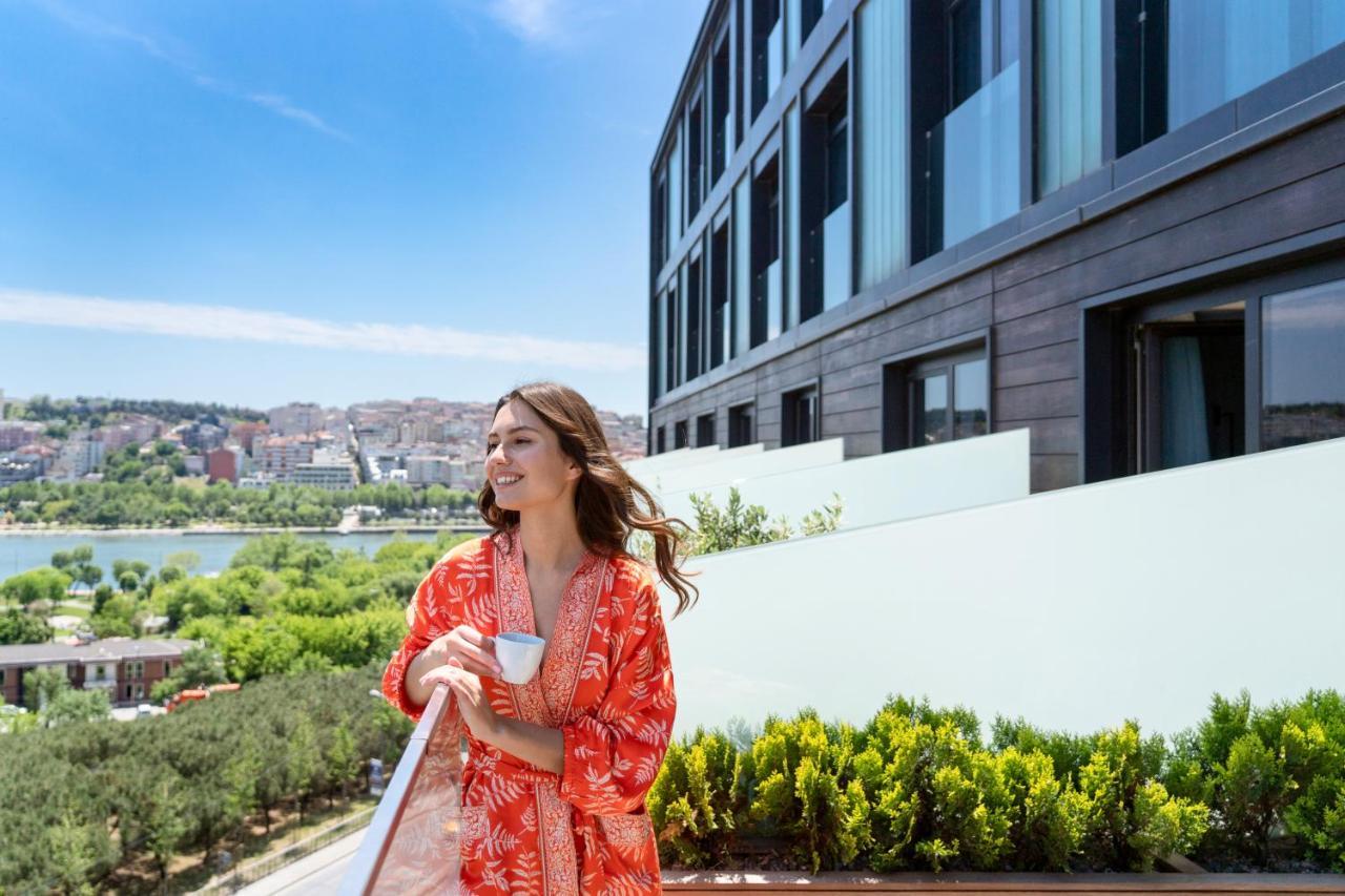 Moevenpick Istanbul Hotel Golden Horn Exterior foto The View